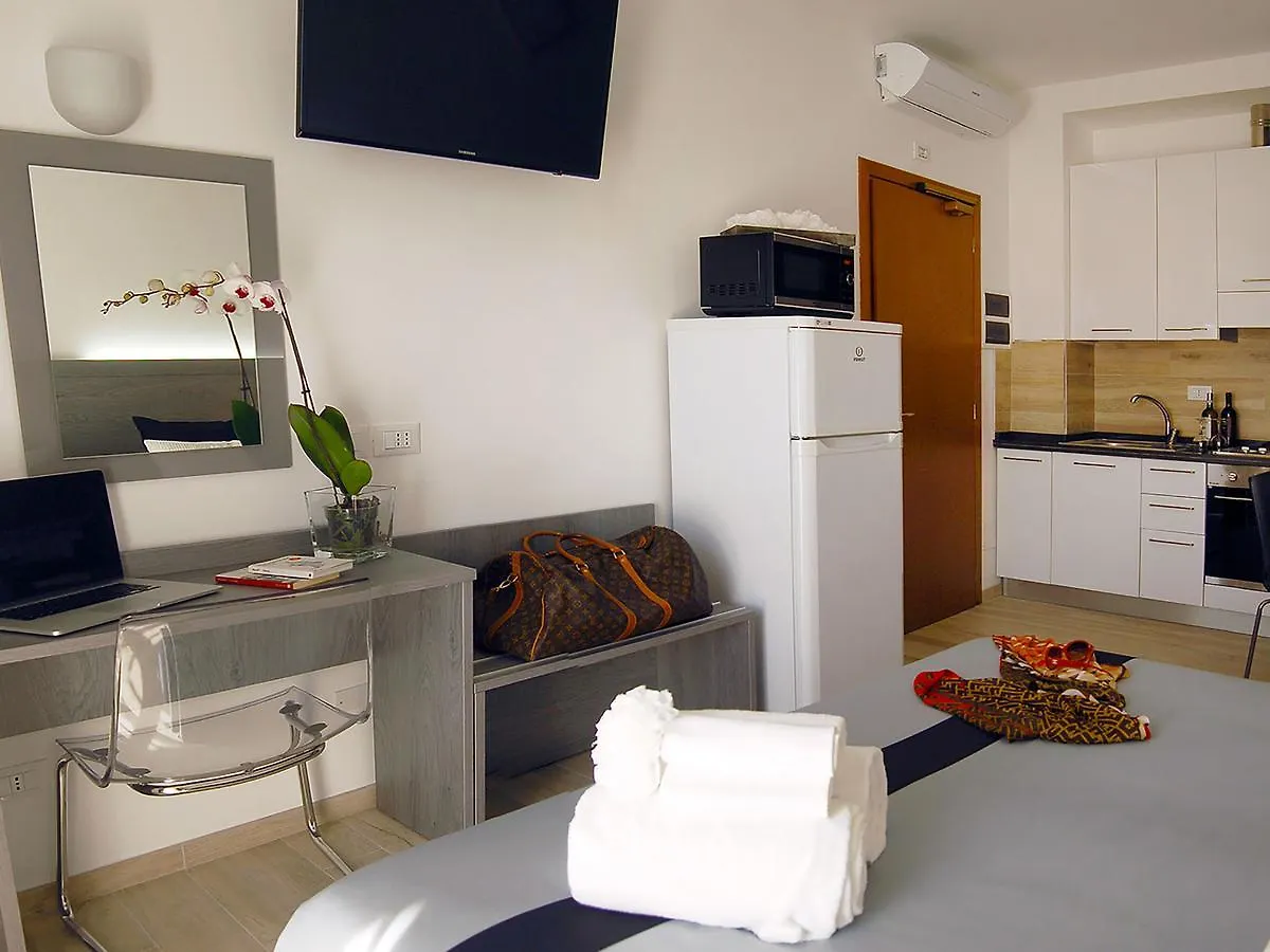 Residence Frascati 3*,